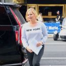 Amy Schumer – Arriving at The Fat Black Pussycat at the Comedy Cellar - 454 x 681