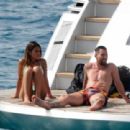 Antonela Roccuzzo – With Lionel Messi and Daniella Semaan on a yacht in Ibiza - 454 x 311