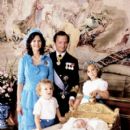 King Carl XVI Gustaf and Drottning Silvia - 400 x 599