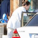 Selena Gomez – Spotted while out to buy Duraflame and firewood in Malibu - 454 x 681