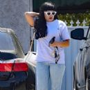 Amanda Bynes – Seen at Jack in The Box drive-thru and an Urgent Cafe in Los Angeles - 454 x 681