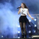 Lauren Mayberry – Wireless Festival Day 3 in Finsbury Park – London - 454 x 304
