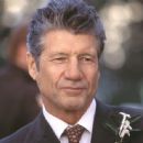 Fred Ward is Earl, Melanie's father in Touchstone's Sweet Home Alabama - 2002 - 454 x 444