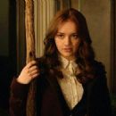 Olivia Cooke in Bates Motel - 454 x 454