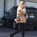 Ashlee Simpson – Arriving at yoga class in Los Angeles