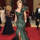 Charlize Theron - The 78th Annual Academy Awards - Arrivals (2006)