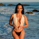 Shahira Barry – Bikini PhotoShoot in Malibu - 454 x 336