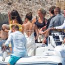 Victoria Beckham – Arriving at Ernesto Bertarelli Beach in Saint Tropez - 454 x 339