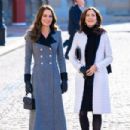 Kate Mddlwton – With Crown Princess Mary of Denmark at the Danner Crisis Centre in Copenhagen - 454 x 303