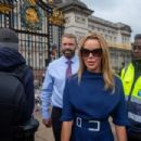 Amanda Holden – Leaving the site for floral tributes to Queen Elizabeth II - 454 x 303