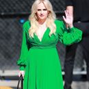 Rebel Wilson – Arriving in a green dress at the El Capitan Entertainment Centre in Hollywood