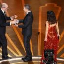 Antonio Banderas and Salma Hayek - The 95th Annual Academy Awards (2023) - 454 x 303