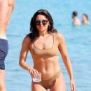 Faye Brookes – In bikini in Mykonos - 454 x 681