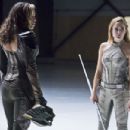 DC's Legends of Tomorrow - Caity Lotz - 454 x 303