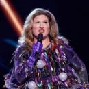 Ana Gasteyer- as Tree - 454 x 303