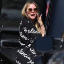 Haylie Duff – Shopping candids in Los Angeles - 454 x 668