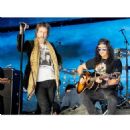 2025-01-30 Fireaid concert w/ THE BLACK CROWES - 454 x 454