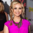 Fiona Gubelmann 2012 - 454 x 732
