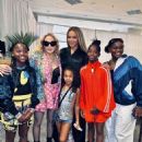 Beyoncé's rarely-seen daughter Rumi looks so tall in new backstage photo with Madonna - 454 x 560