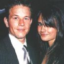 Jordana Brewster and Mark Wahlberg