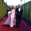 Jennifer Lopez and Ben Affleck - 81st Golden Globe Awards (2024) - 454 x 288