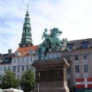 Equestrian statue of Absalon