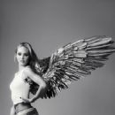 Candice Swanepoel - FamousFix.com