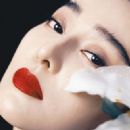 Bingbing Fan - Vogue Magazine Pictorial [Singapore] (January 2022) - 454 x 328