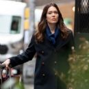 Mandy Moore – On set with ‘Dr. Death’ in New York - 454 x 681