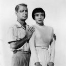 Carolyn Jones - The Man in the Net - 454 x 554