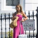 Lady Amelia Windsor – On a stroll in Notting Hill - 454 x 656