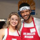 Kassandra Clementi – Los Angeles Mission Thanksgiving Meal for the Homeless - 454 x 634