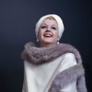 MAME Original 1966 Broadway Musical Starring Angela Lansbury - 454 x 508