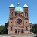 Romanesque Revival church buildings in France
