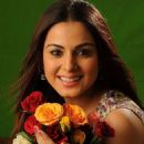 Actress Shraddha Arya Latest Pictures - 454 x 552