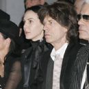 L'Wren Scott, Mick Jagger and Karl Lagerfeld at Dior Spring Summer 2006 Menswear Fashion Show in Paris, France - 5 July 2005 - 438 x 612