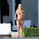 Cecilia Bolocco – In a bikini during a vacation in Miami - 454 x 324