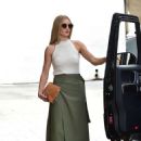 Rosie Huntington Whiteley – Arriving to an office building in Beverly Hills