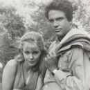 Jean Seberg and Warren Beatty - 454 x 587