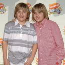 Nickelodeon Kids' Choice Awards '07 - 454 x 555