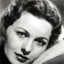 Jeanne Crain - 454 x 564