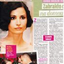 Joanna Brodzik and Rafal Okyne - Rewia Magazine Pictorial [Poland] (28 December 2022) - 454 x 609