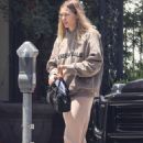 Jessica Hart – Seen while running errands in Los Angeles - 454 x 681
