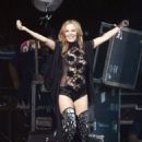 Kylie Minogue - Glastonbury 2010