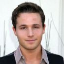 Shawn Pyfrom - 394 x 594