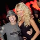 Victoria Silvstedt and Tommy Lee