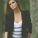 Caroline Francischini - 350 x 525