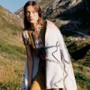 Vogue Spain October 2022 - 454 x 568