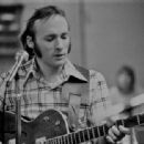 Stephen Stills at home in Elstead, Surrey, UK; March 4, 1972 - 454 x 312