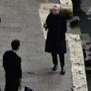 Dakota Fanning – Filming scenes with British Actor Andrew Scott in Venice for ‘Ripley’ - 454 x 328